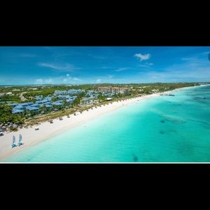 Meet your Posher, Casey